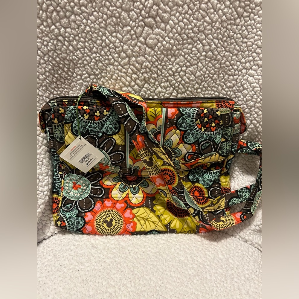 NWT Vera Bradley “Mickeys Perfect Petals” Tablet Hipster Bag